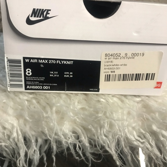 LIMITED EDITION Air Max 270 flyknit - Picture 7 of 7